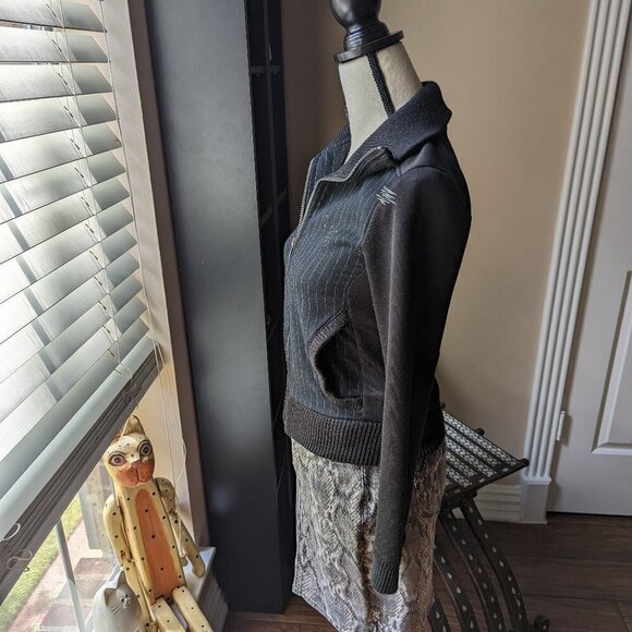 Puma XS black rhinestone zip up women's track jacket with white pinstripes - Picture 2 of 11